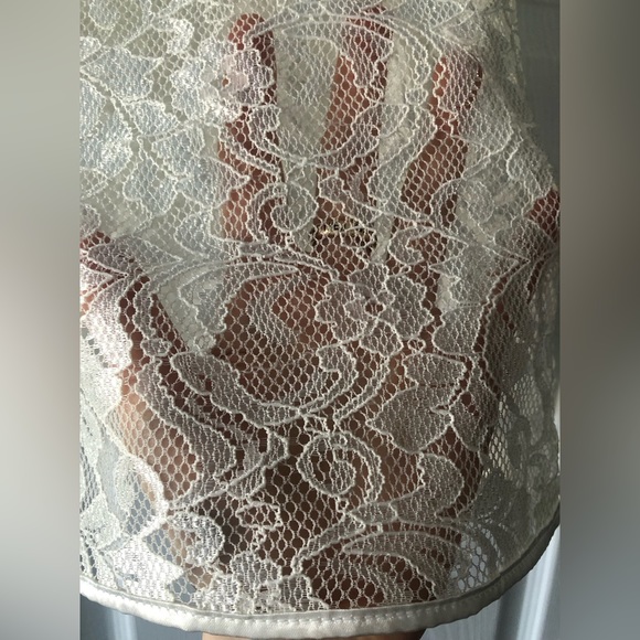 American Apparel Ivory Lace Sleeveless Tank - Picture 8 of 8